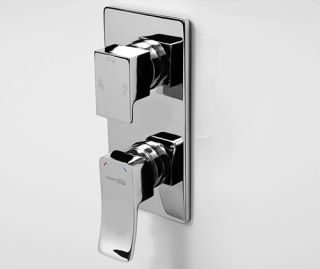 Wasserkraft А171619 Встраиваемый комплект для ванны с верхней душевой насадкой, лейкой и изливом